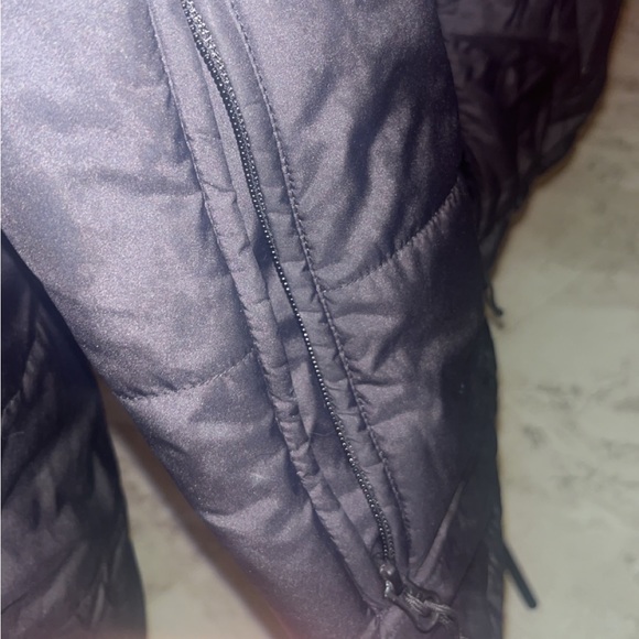 Black XL gently used north face jacket - Picture 5 of 6